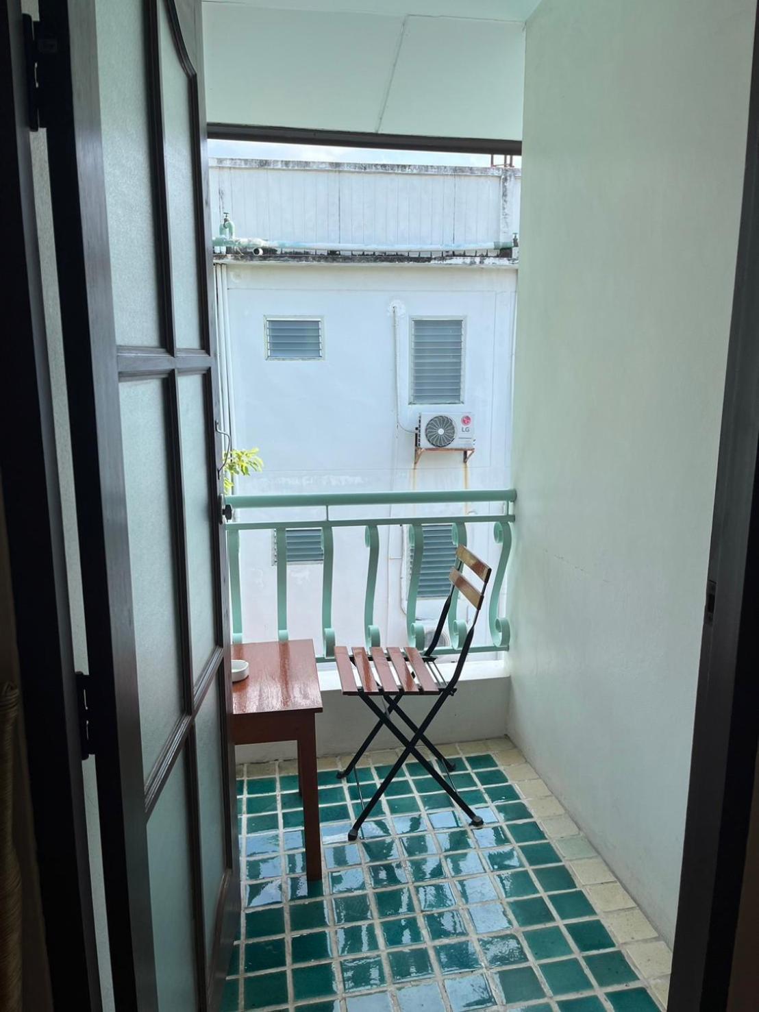 Sripat Guesthouse Sha Extra Plus Chiang Mai Exterior foto