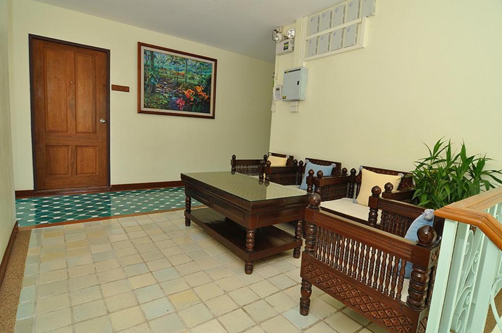 Sripat Guesthouse Sha Extra Plus Chiang Mai Exterior foto